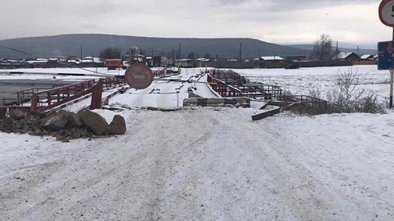 Из-за закрытого моста несколько населённых пунктов Жигаловского района остались без связи с большой землёй